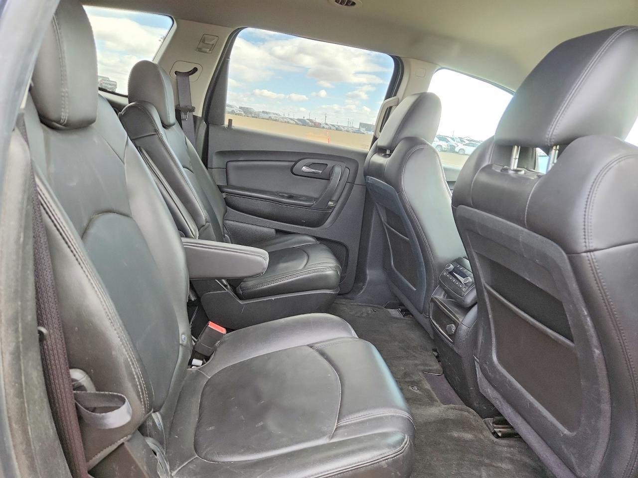 2010 CHEVROLET TRAVERSE