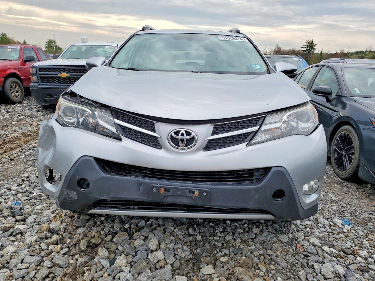 2015 TOYOTA RAV4