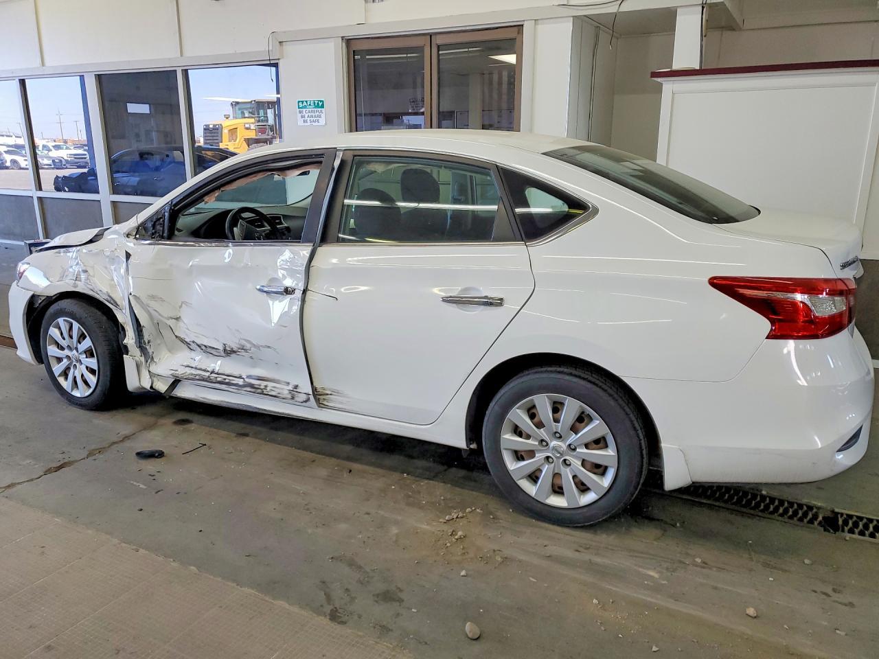 2016 NISSAN SENTRA