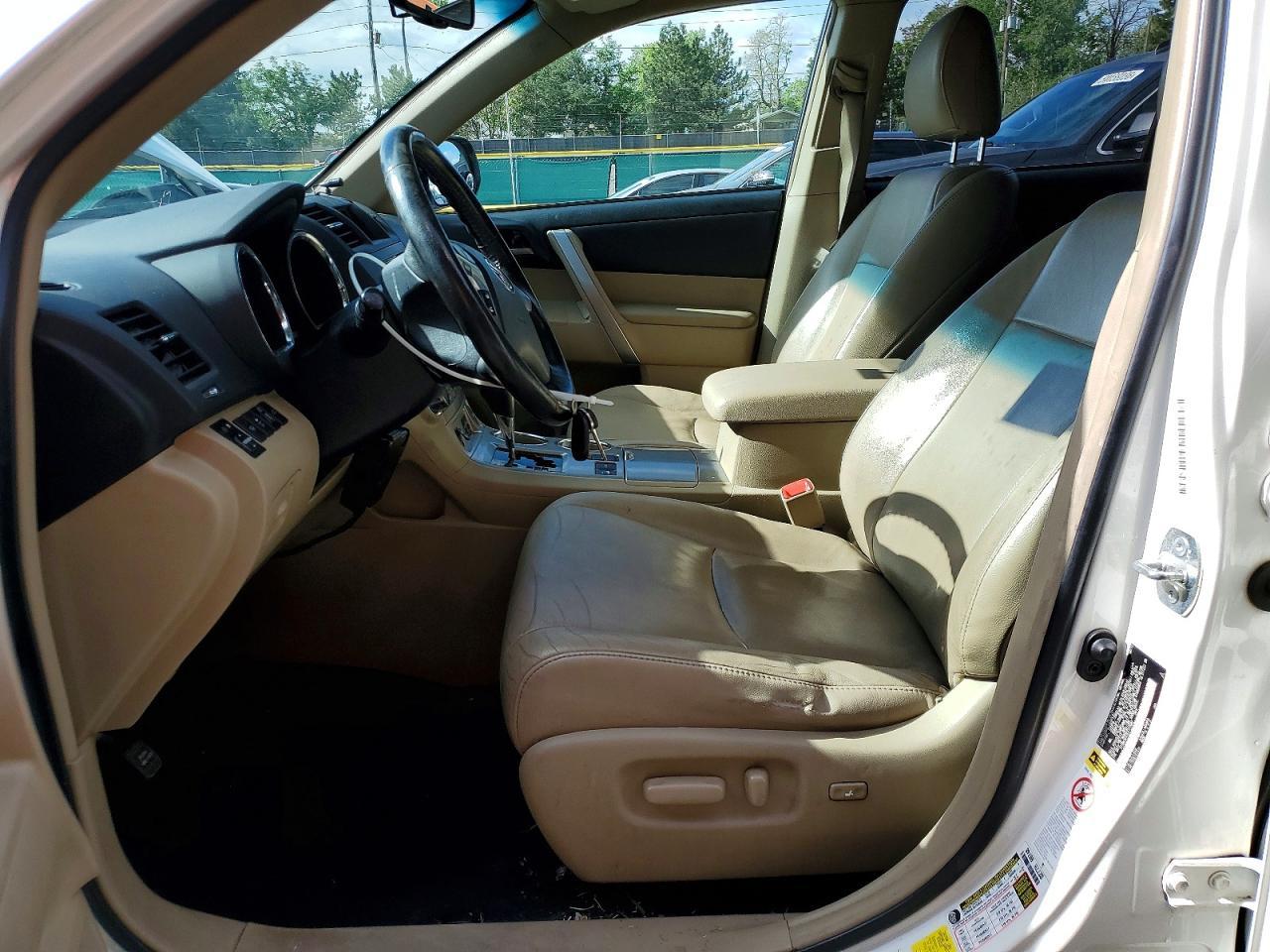 2012 TOYOTA HIGHLANDER