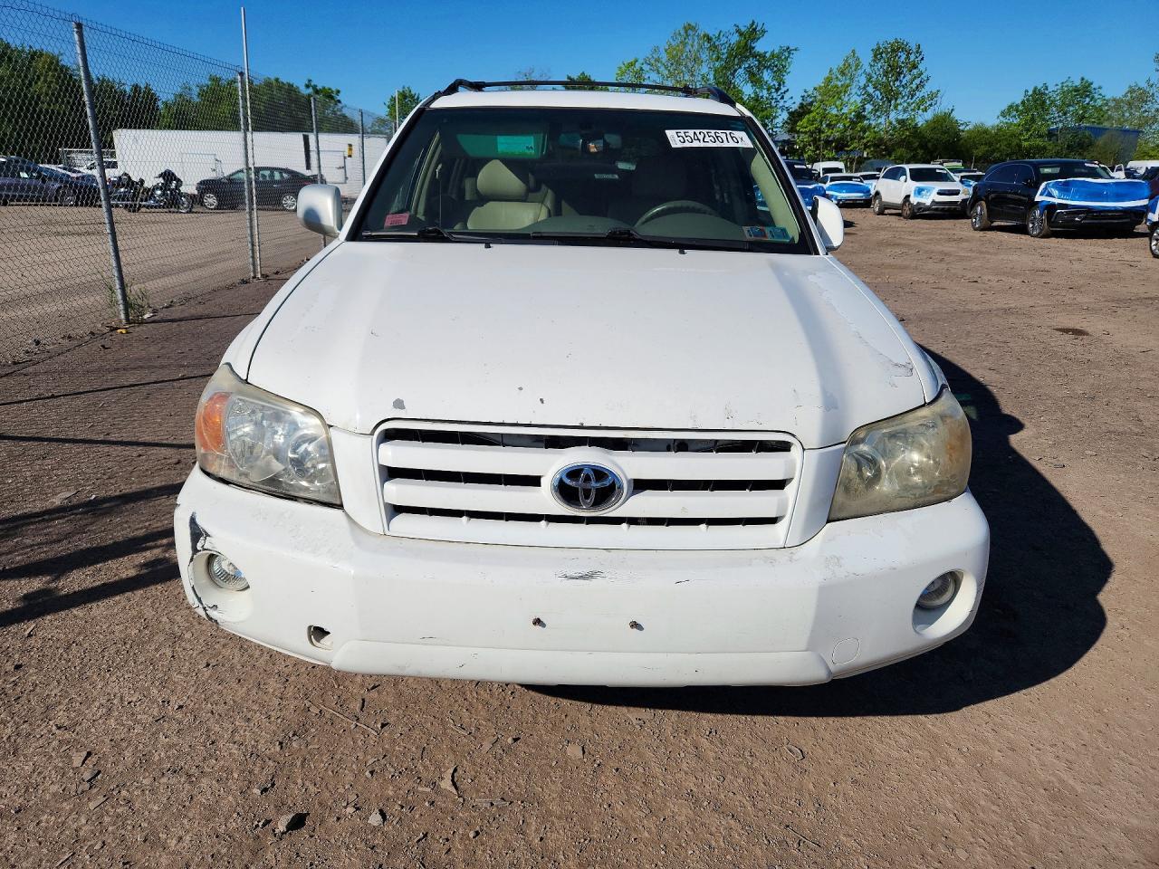 2005 TOYOTA HIGHLANDER