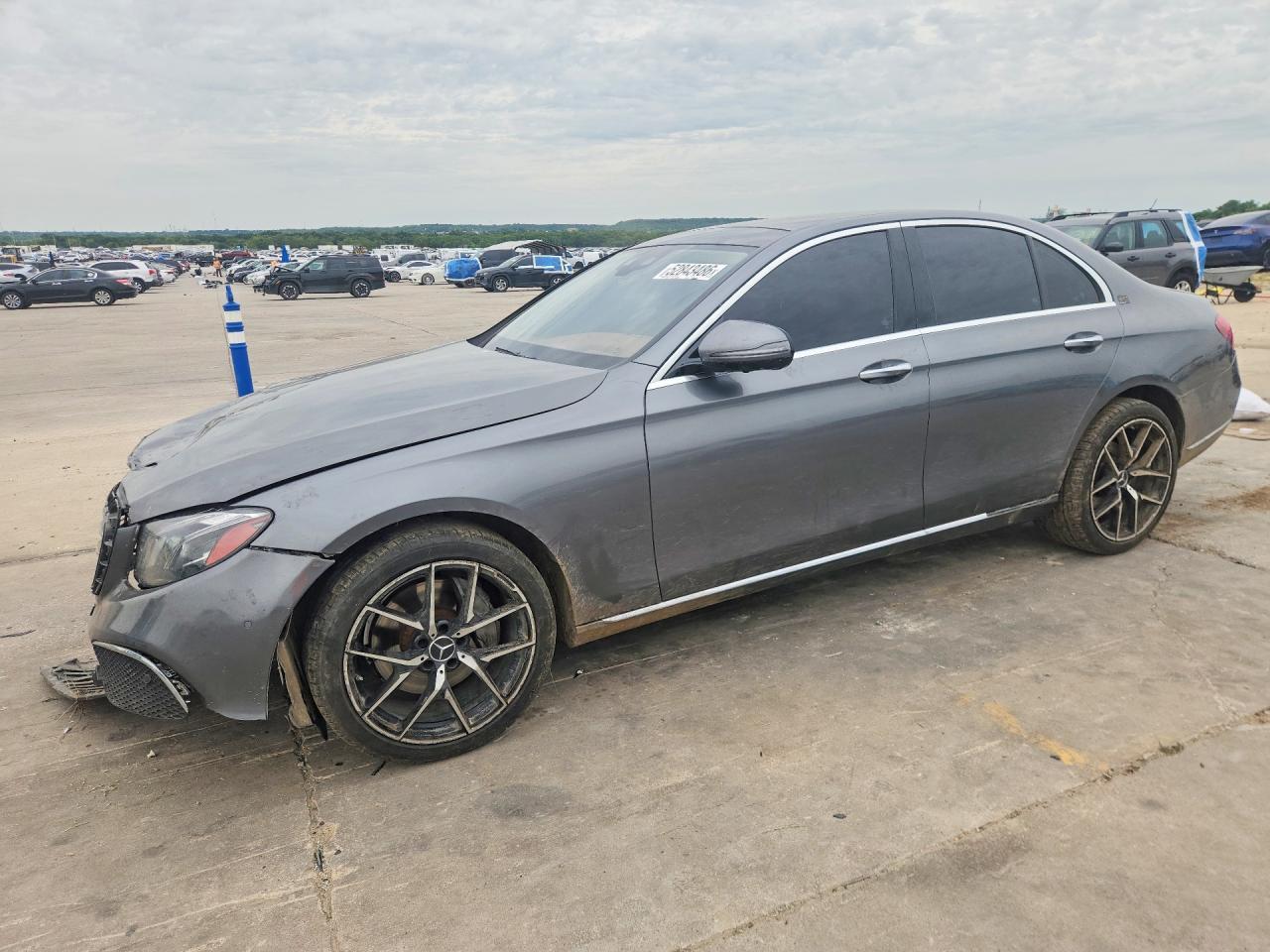 2017 MERCEDES-BENZ E-Class