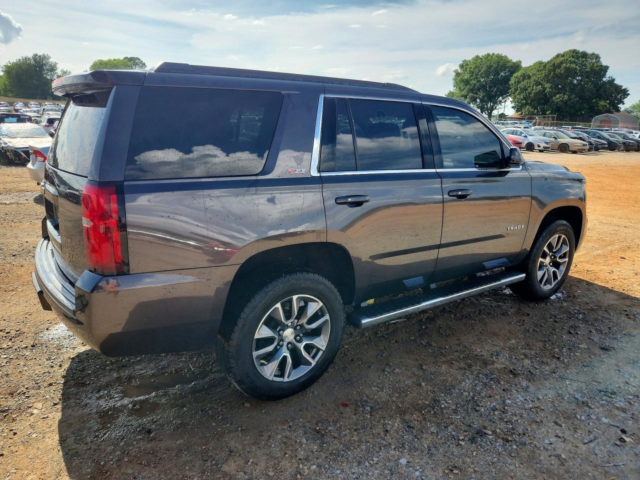 2016 CHEVROLET Tahoe