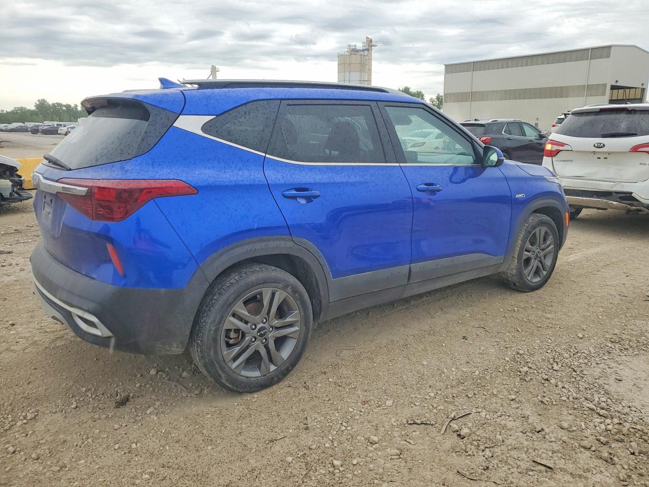 2023 KIA SELTOS