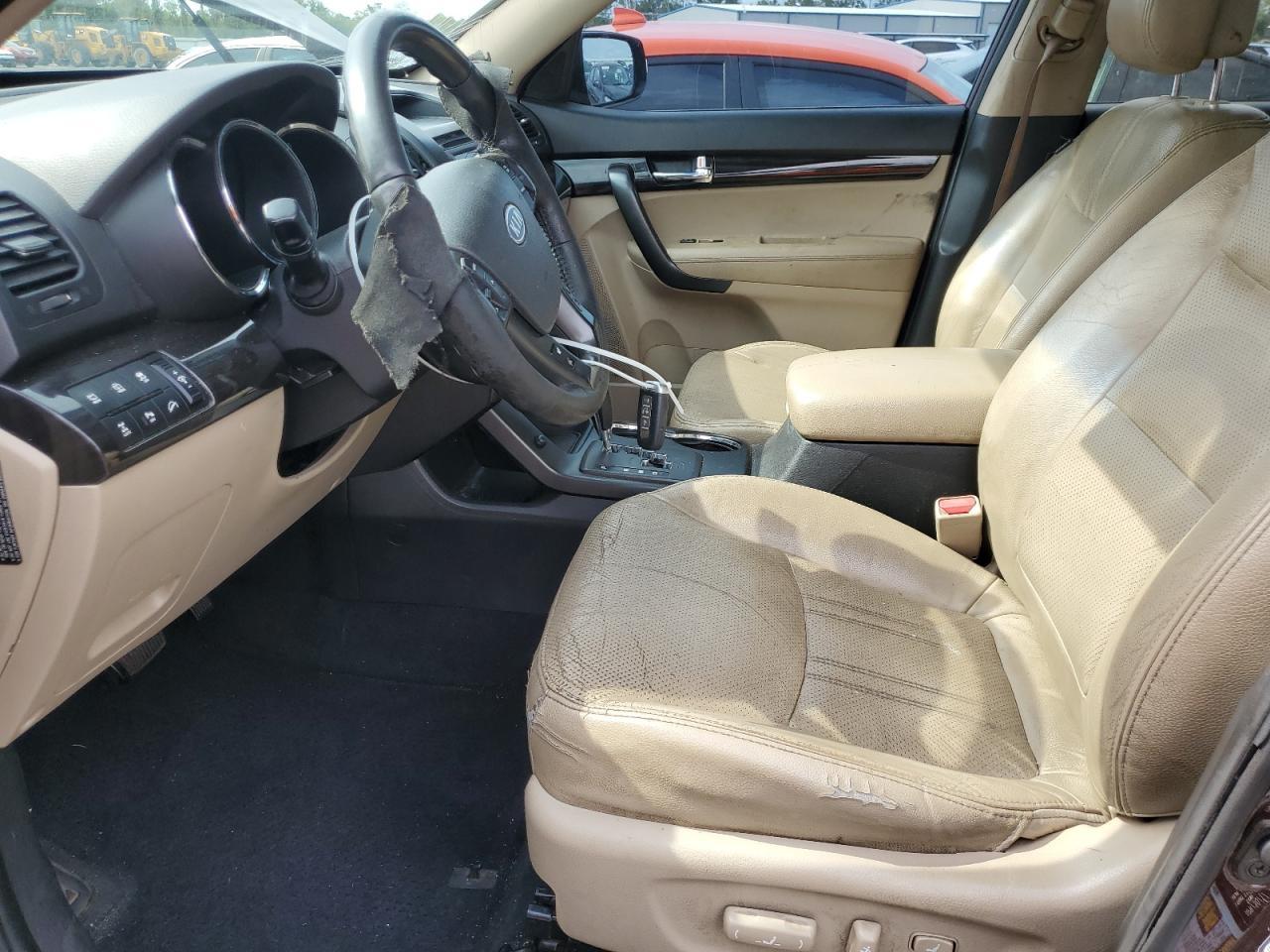 2013 KIA SORENTO