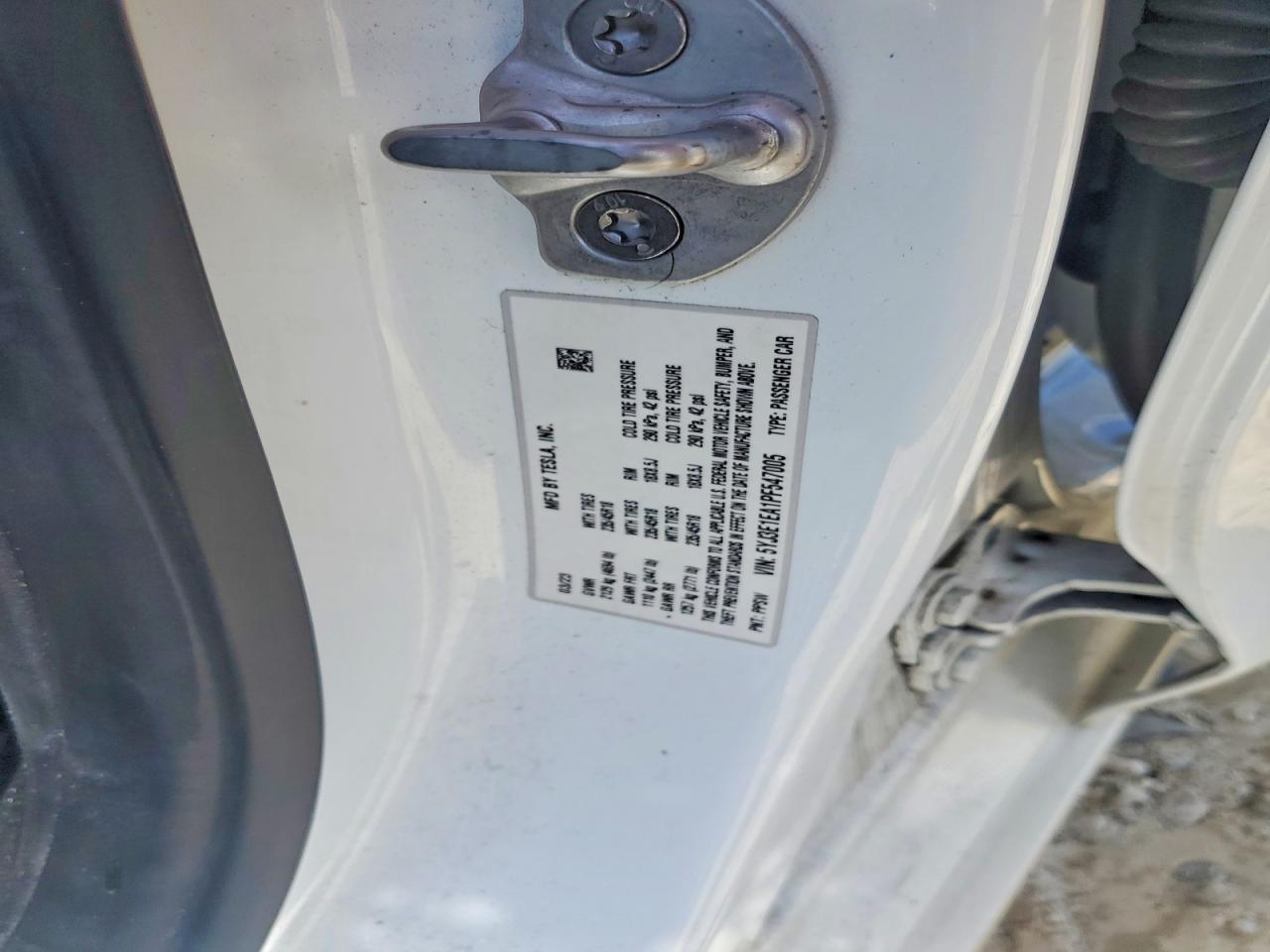 2023 TESLA MODEL 3
