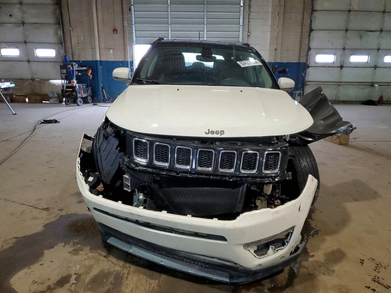 2020 JEEP Compass