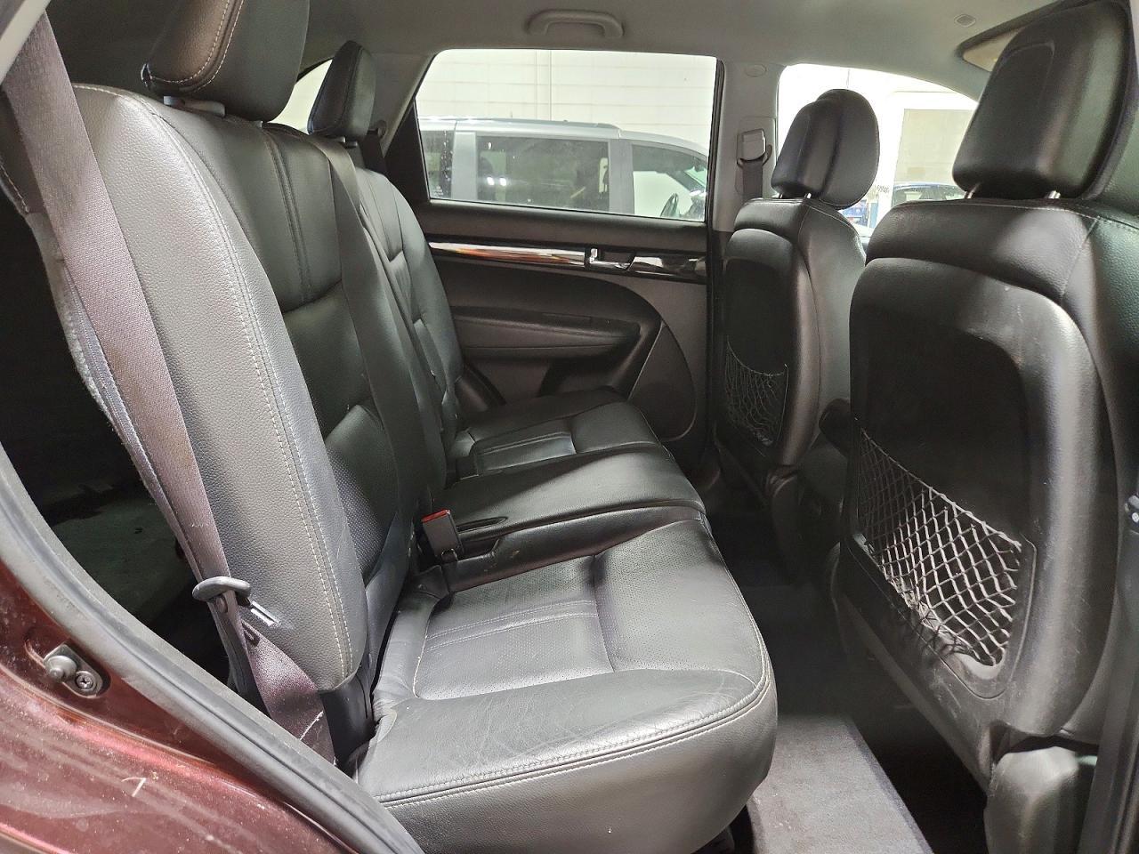 2011 KIA SORENTO