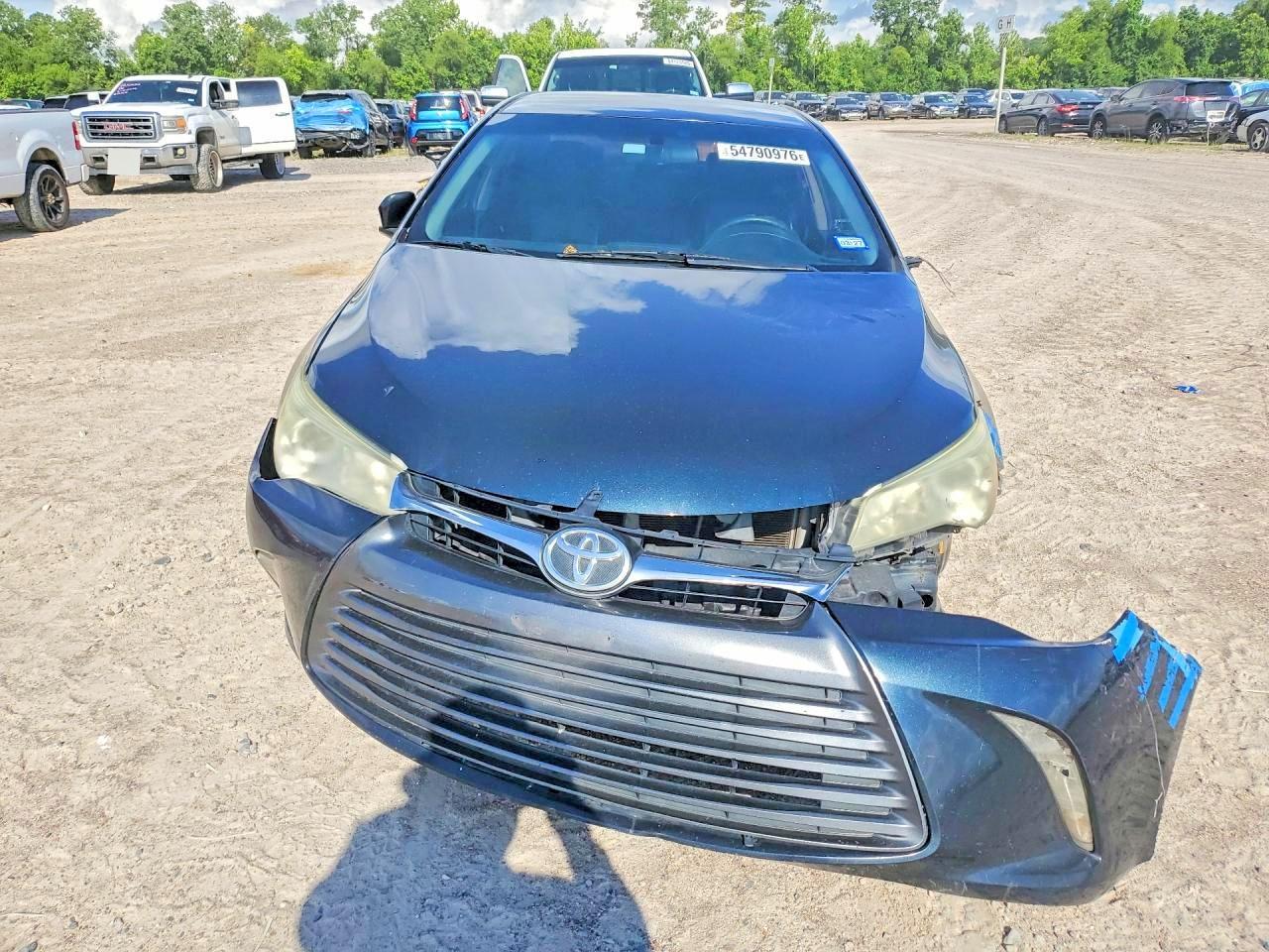 2015 TOYOTA CAMRY