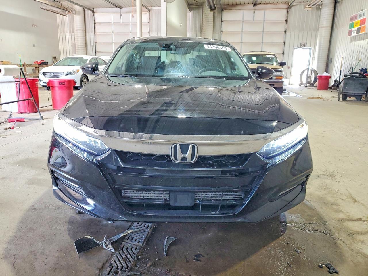 2018 HONDA ACCORD