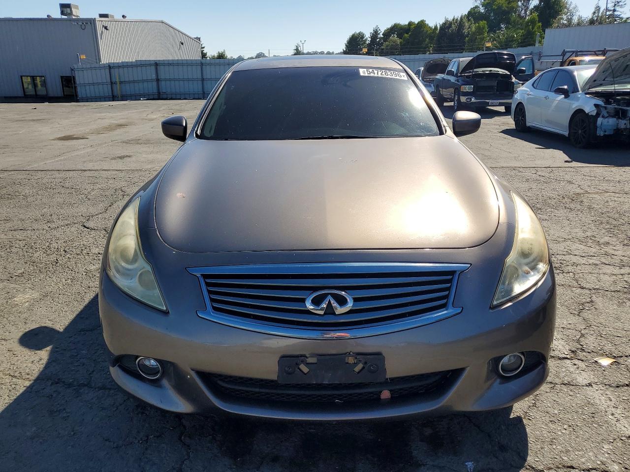 2011 INFINITI G37