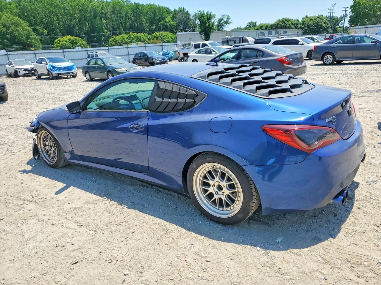 2016 HYUNDAI GENESIS