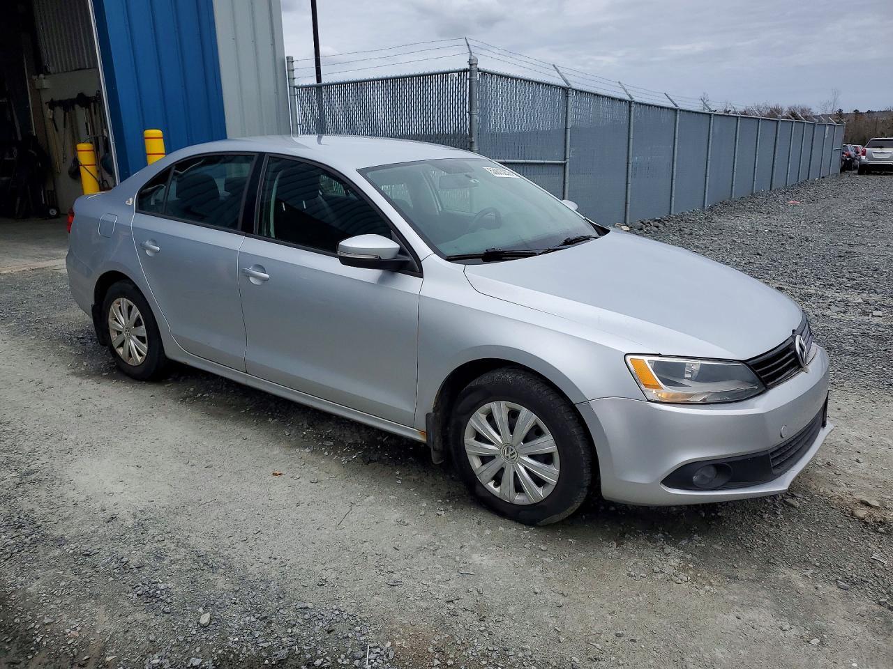 2014 VOLKSWAGEN JETTA