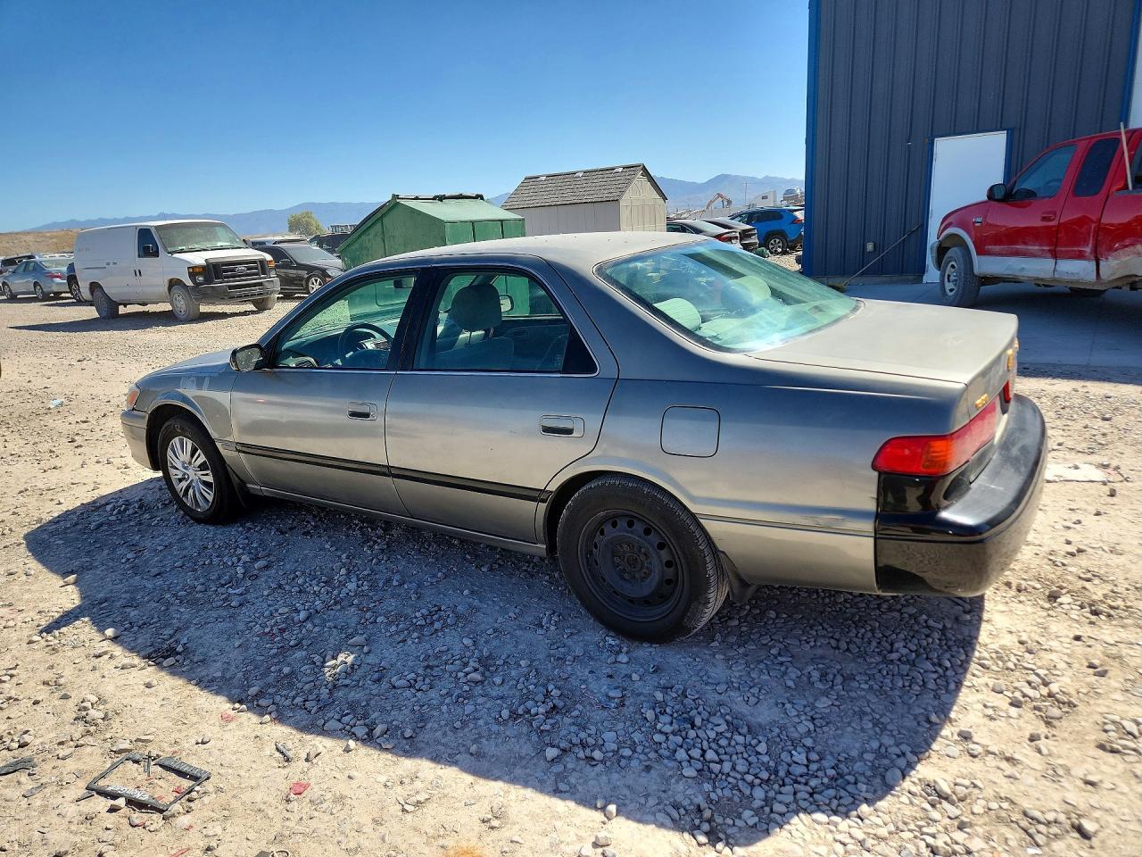 2000 TOYOTA CAMRY