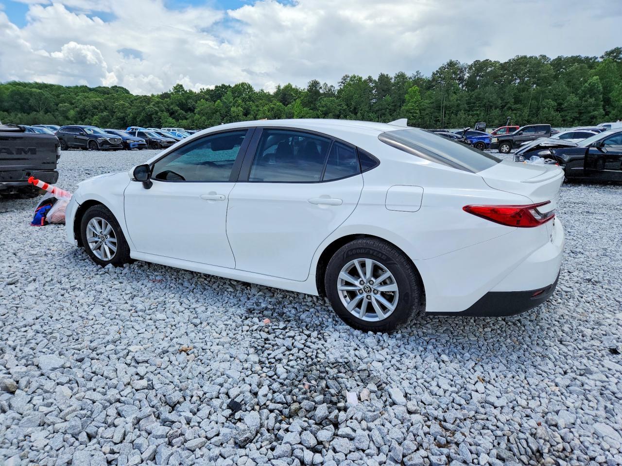 2025 TOYOTA CAMRY