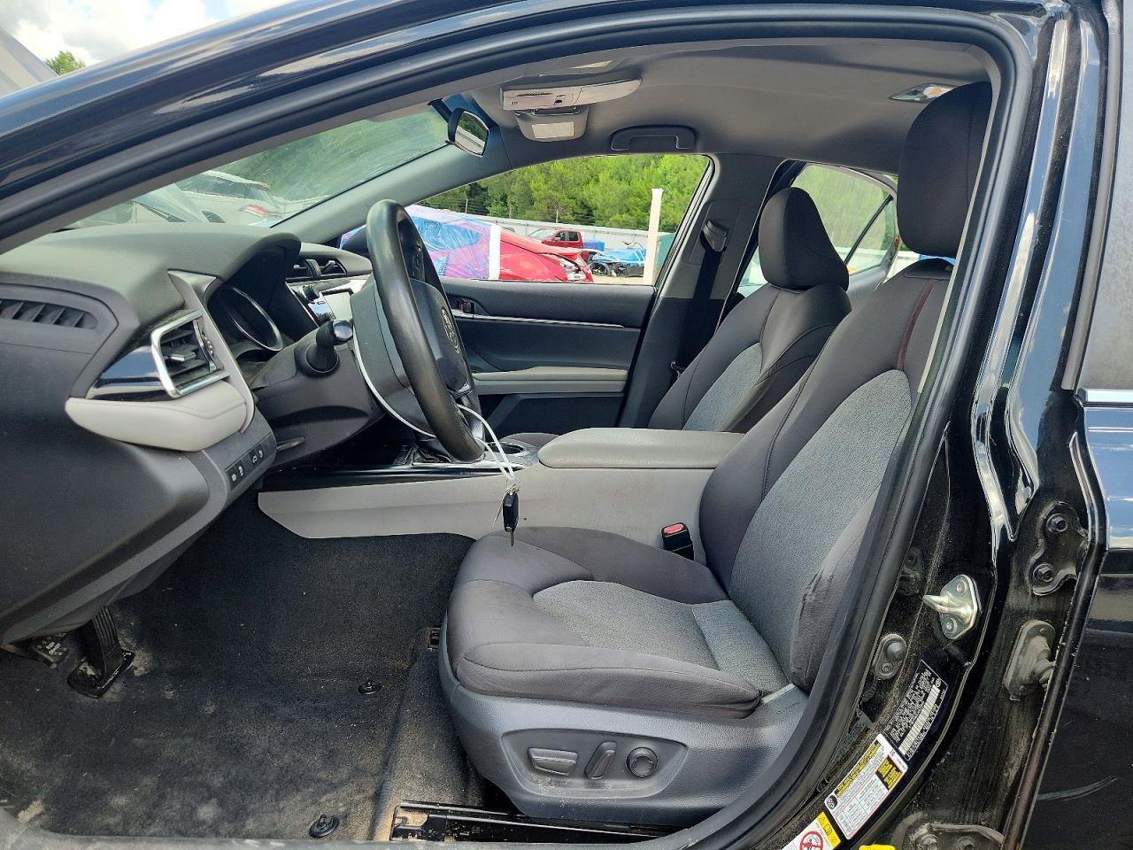 2018 TOYOTA CAMRY