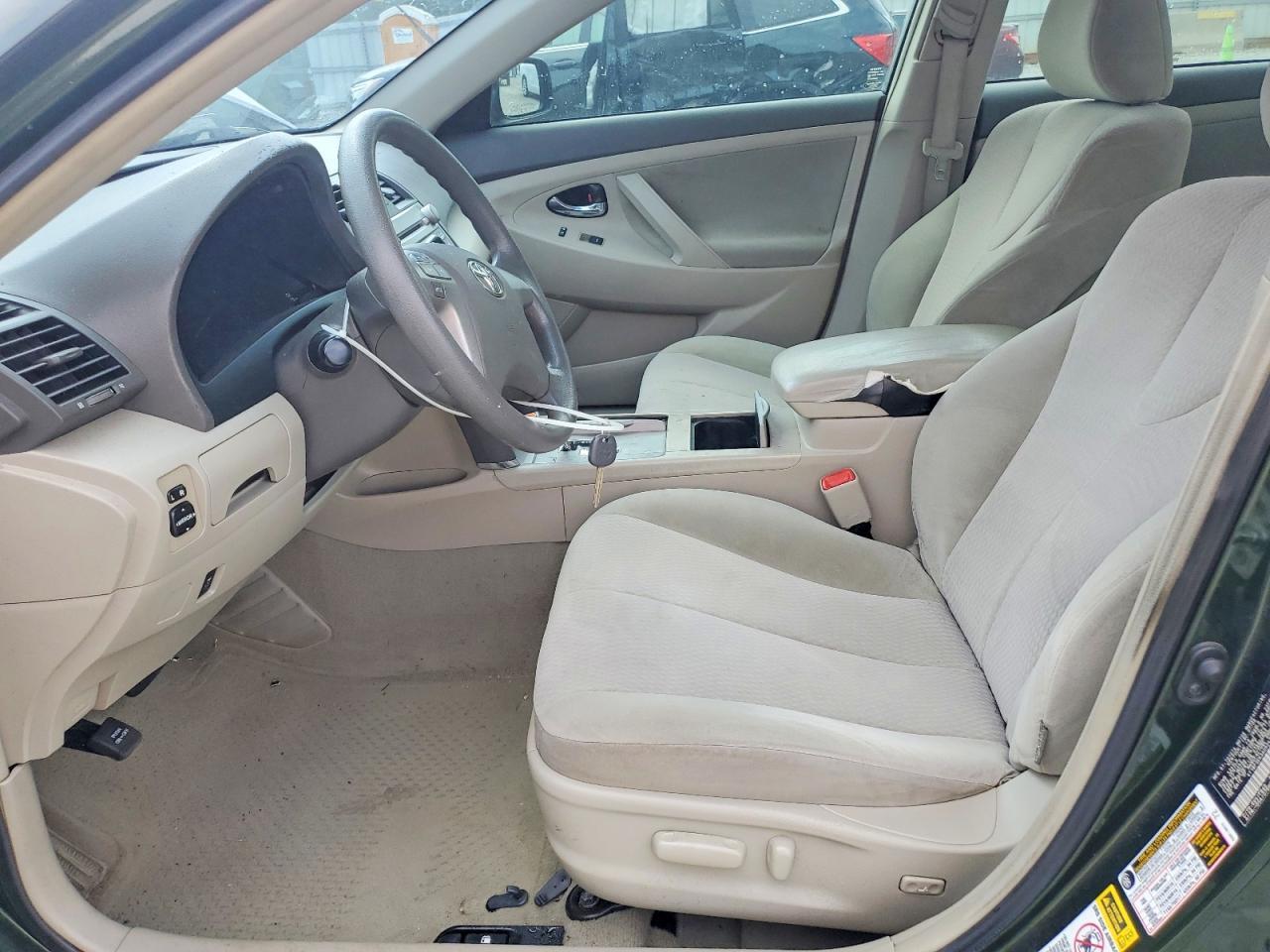 2010 TOYOTA CAMRY