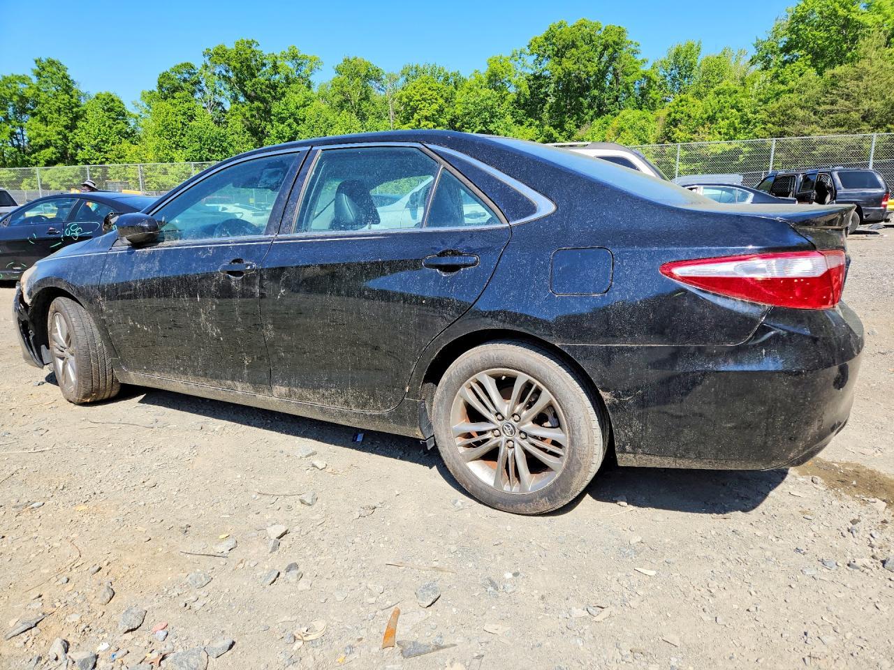 2015 TOYOTA CAMRY