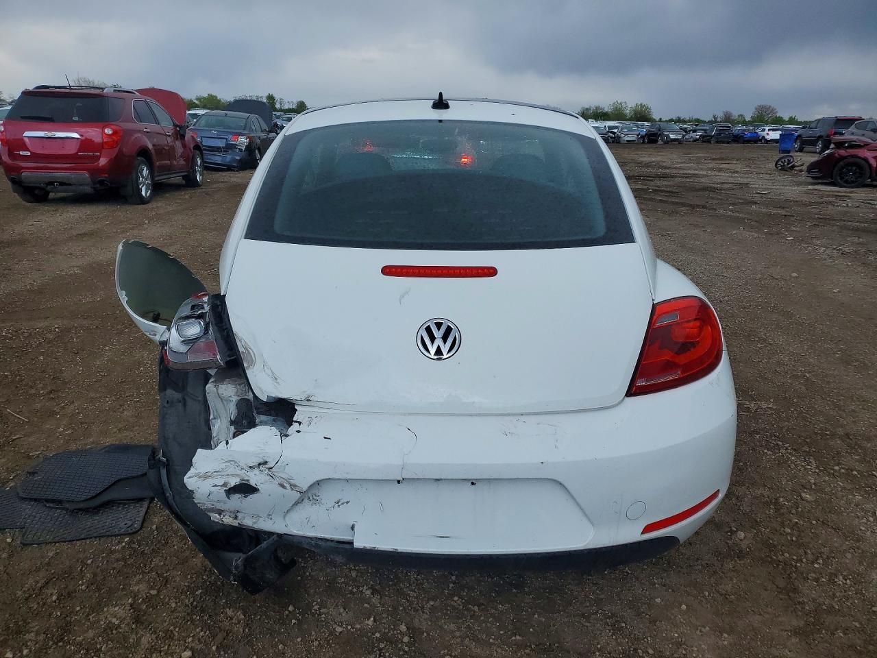 2014 VOLKSWAGEN Beetle