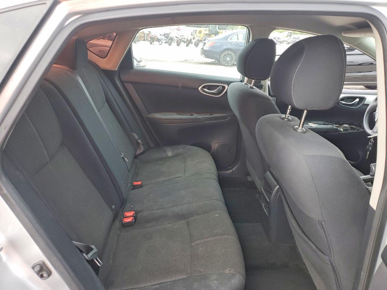2016 NISSAN SENTRA