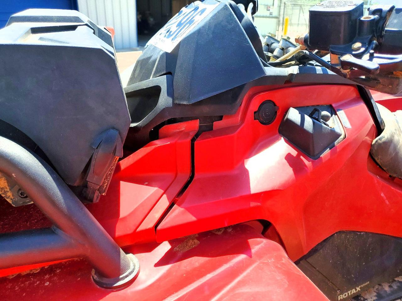 2024 CAN-AM OUTLANDER