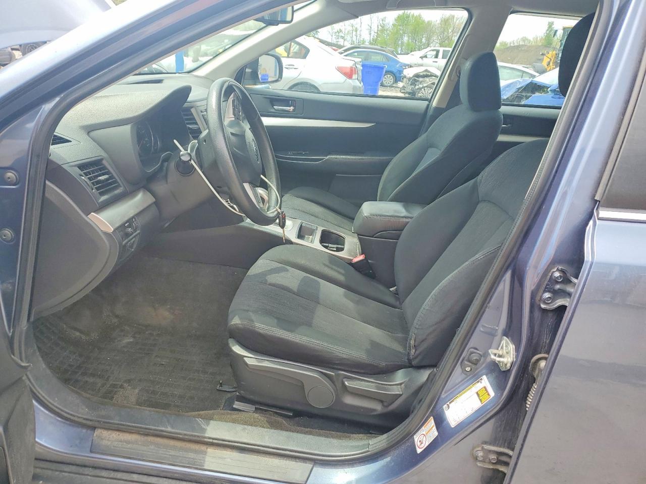2013 SUBARU Outback