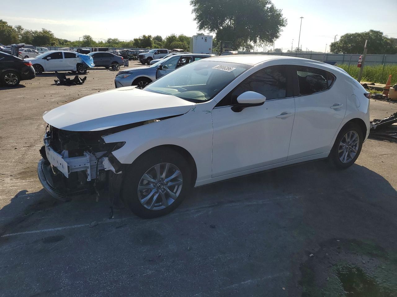 2025 MAZDA 3
