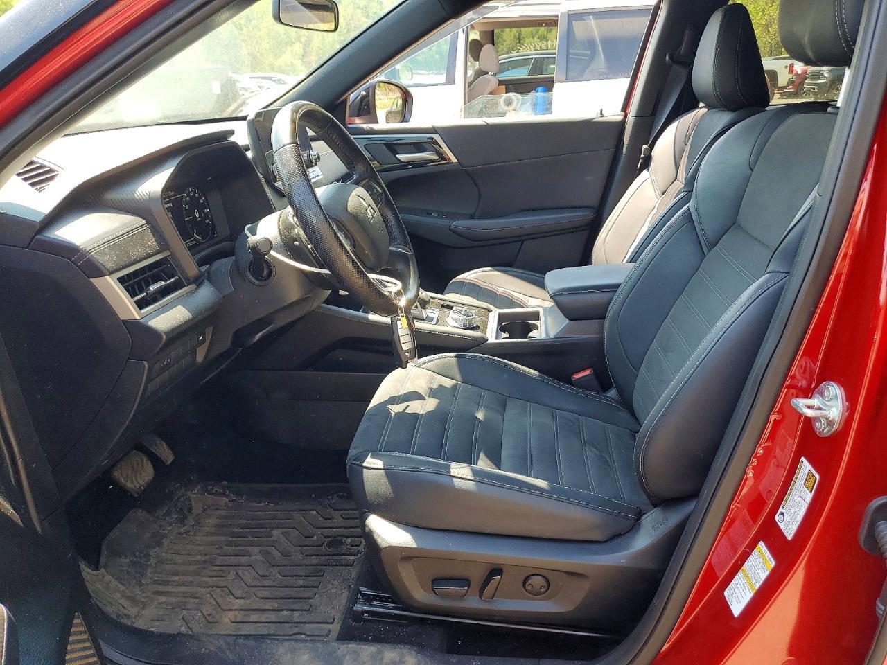 2024 MITSUBISHI outlander