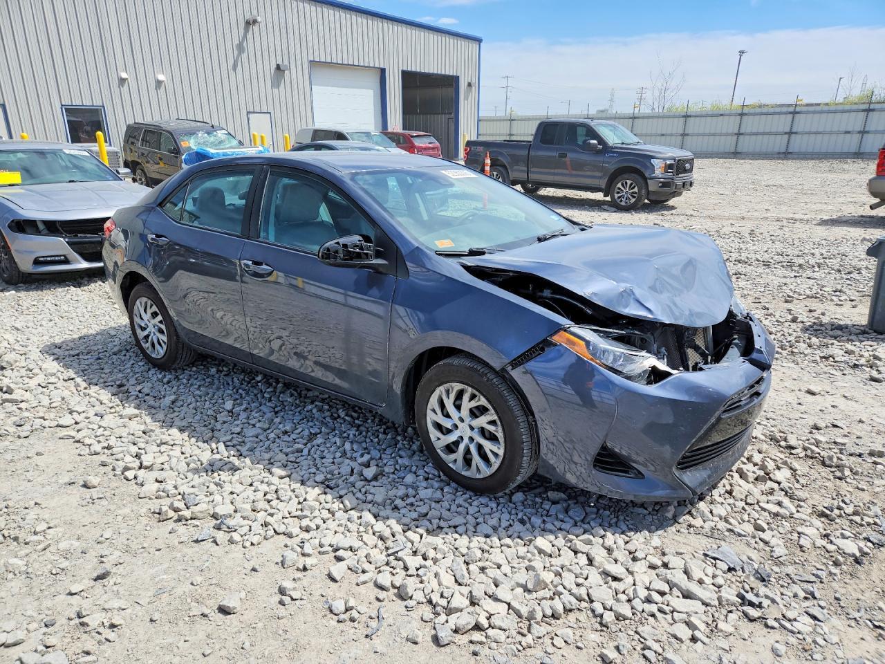 2017 TOYOTA Corolla/le