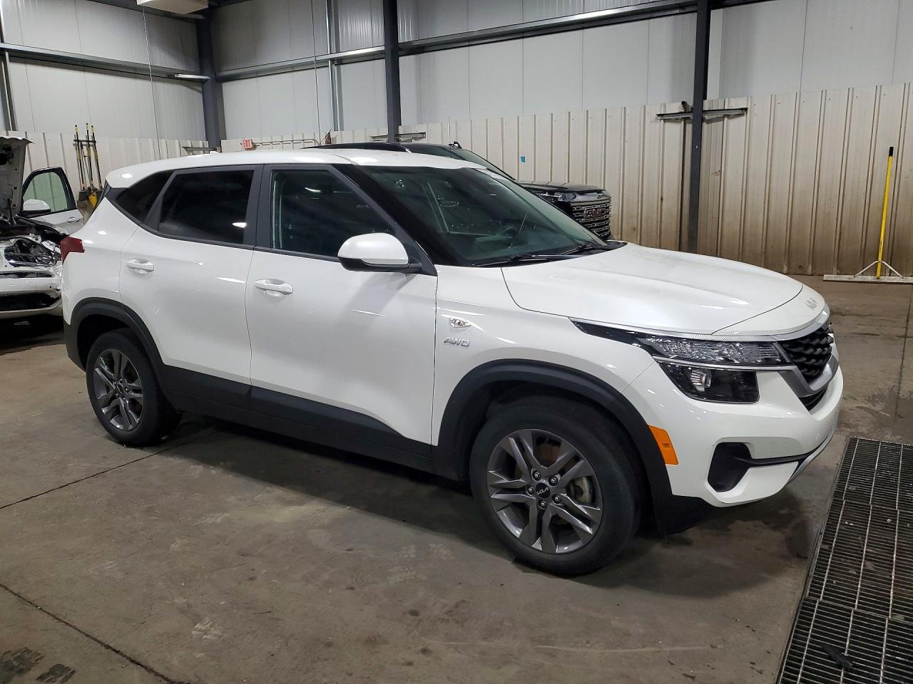 2023 KIA SELTOS