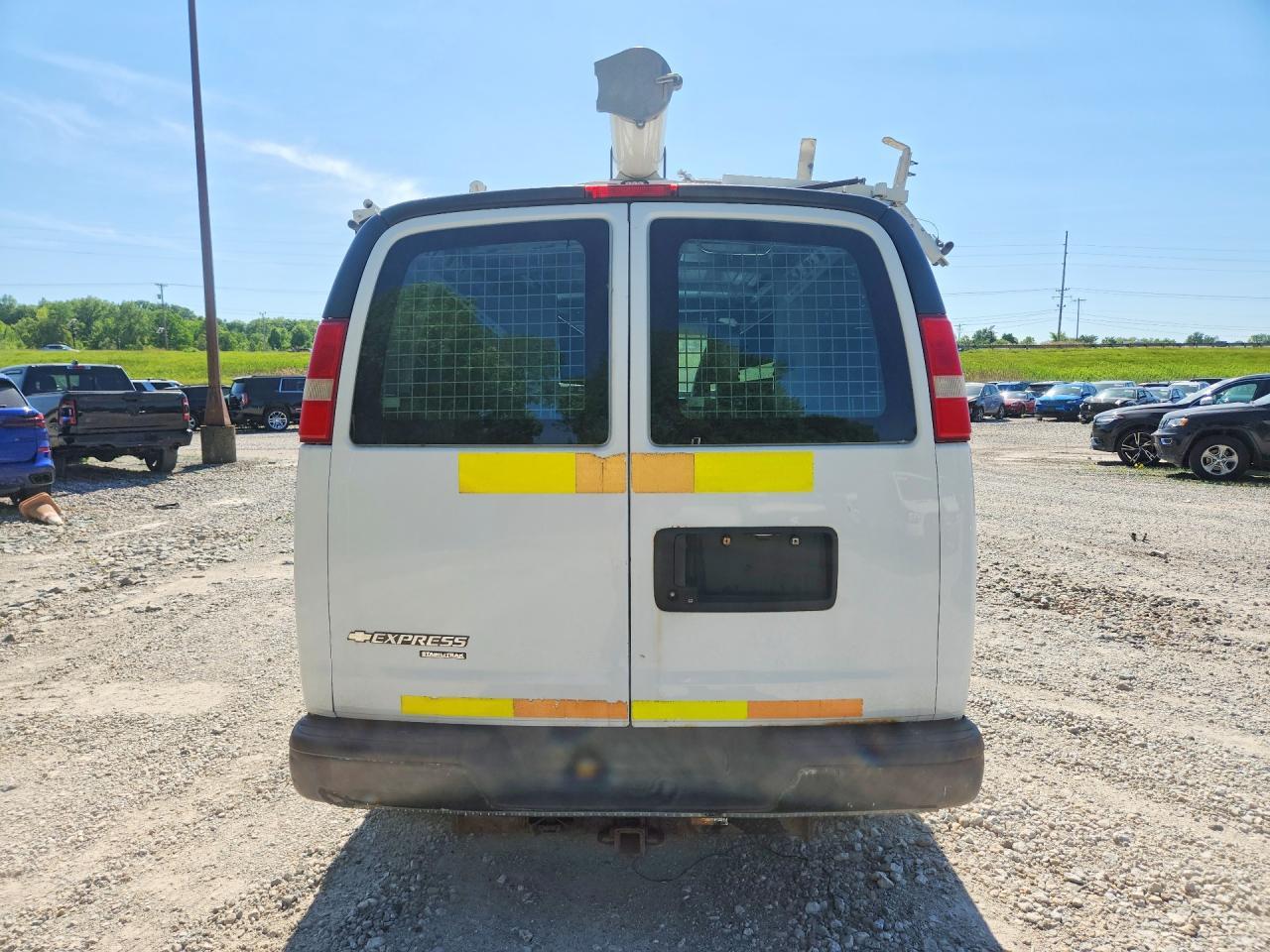 2013 CHEVROLET EXPRESS 2500