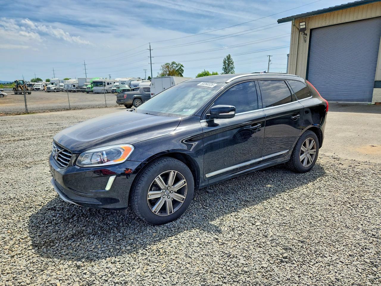 2017 VOLVO XC60