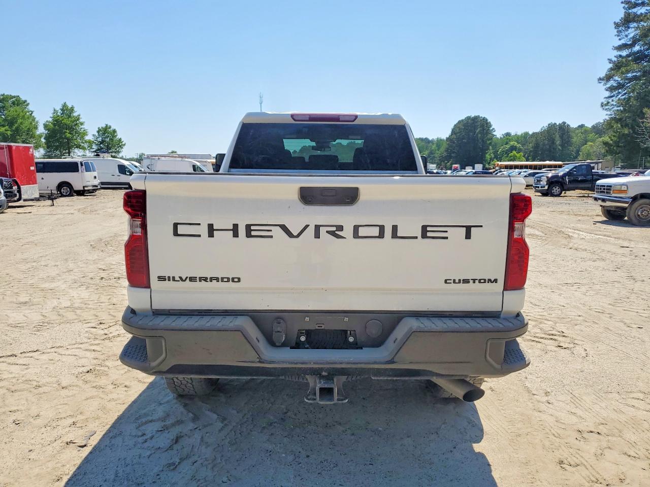 2025 CHEVROLET Silverado