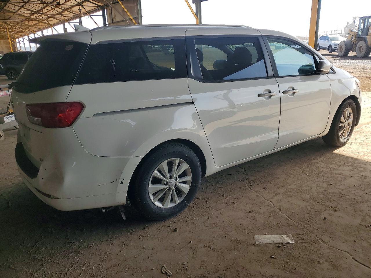 2016 KIA SEDONA