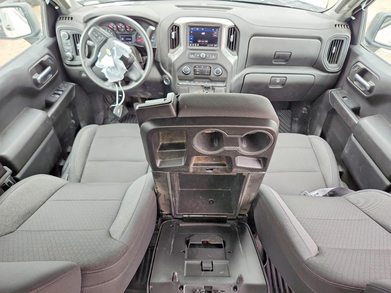 2025 CHEVROLET Silverado