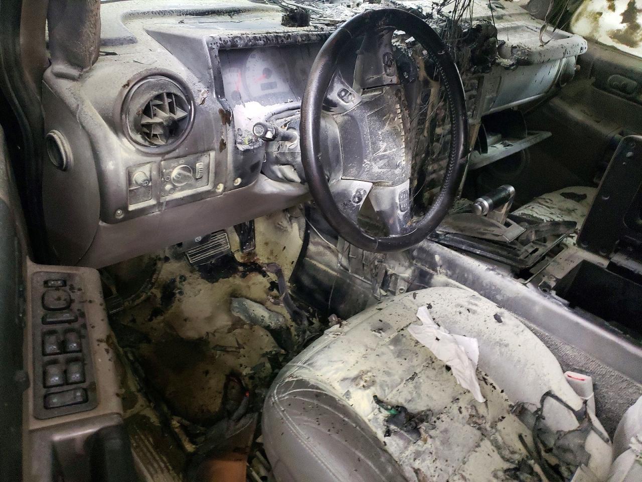 2003 HUMMER H2