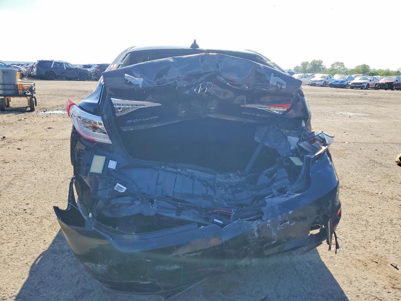 2015 HYUNDAI SONATA