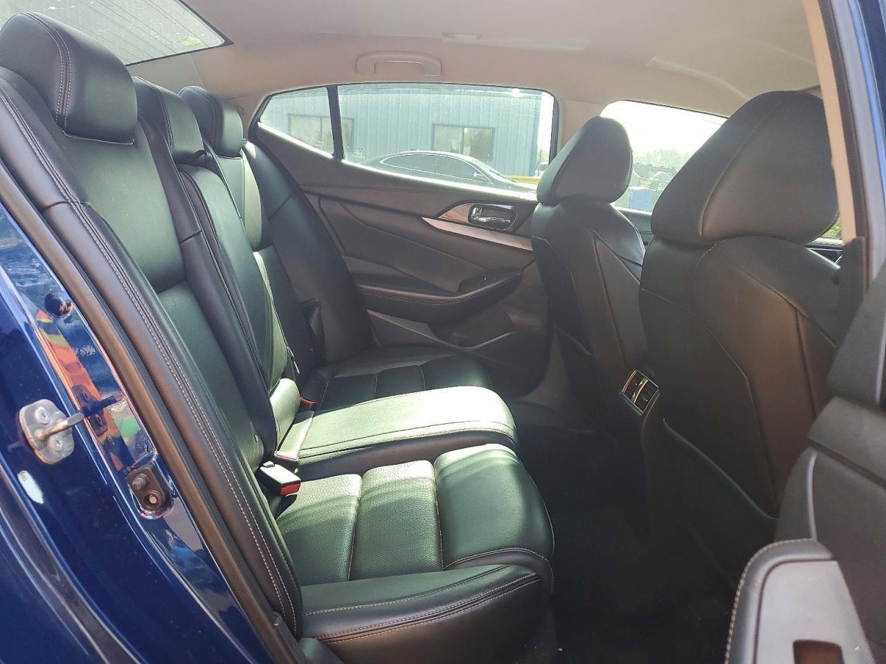 2018 NISSAN Maxima