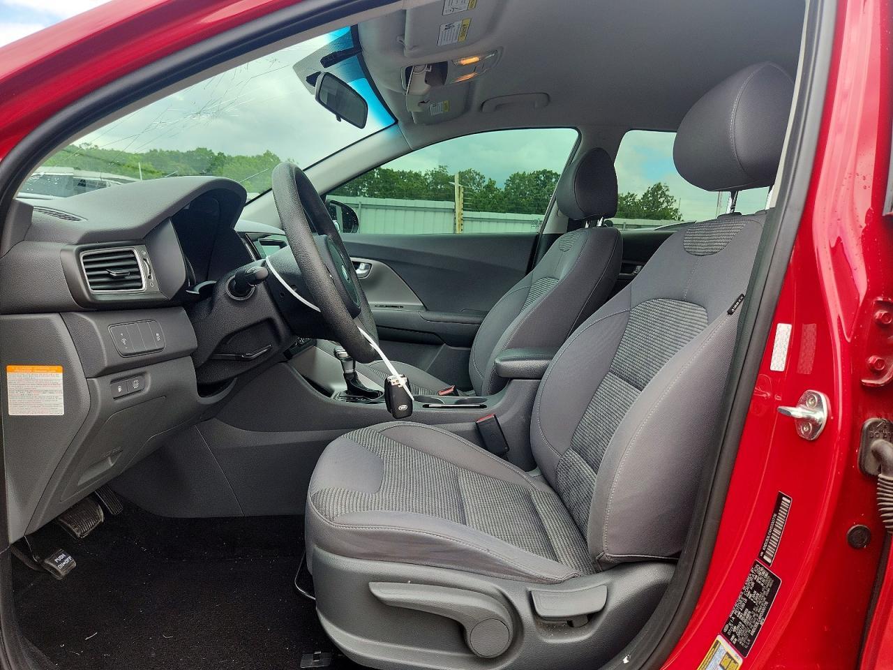 2017 KIA Niro
