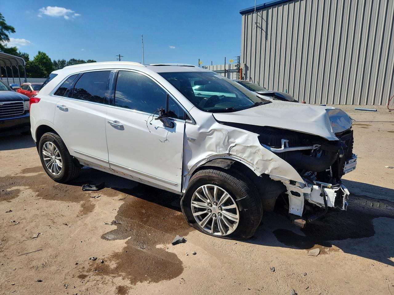 2017 CADILLAC XT5
