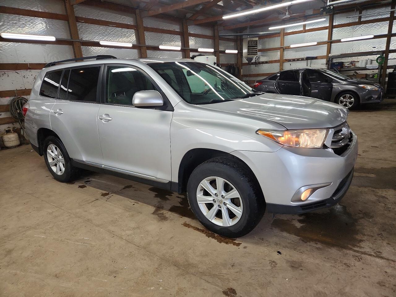 2012 TOYOTA HIGHLANDER
