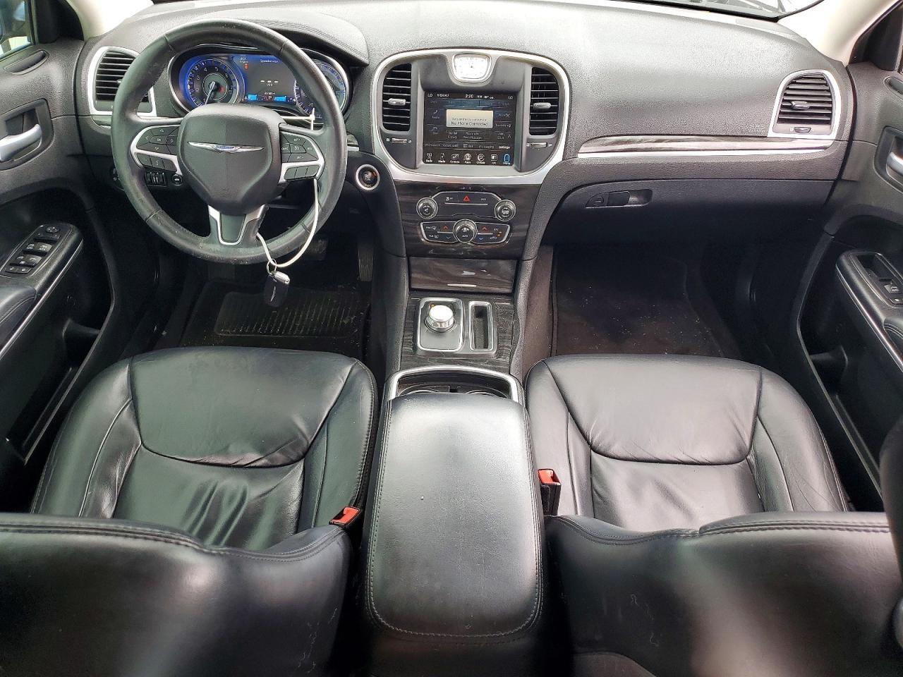 2016 CHRYSLER 300