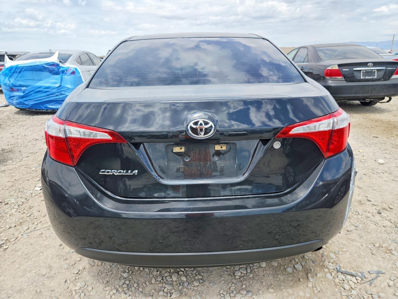 2016 TOYOTA COROLLA