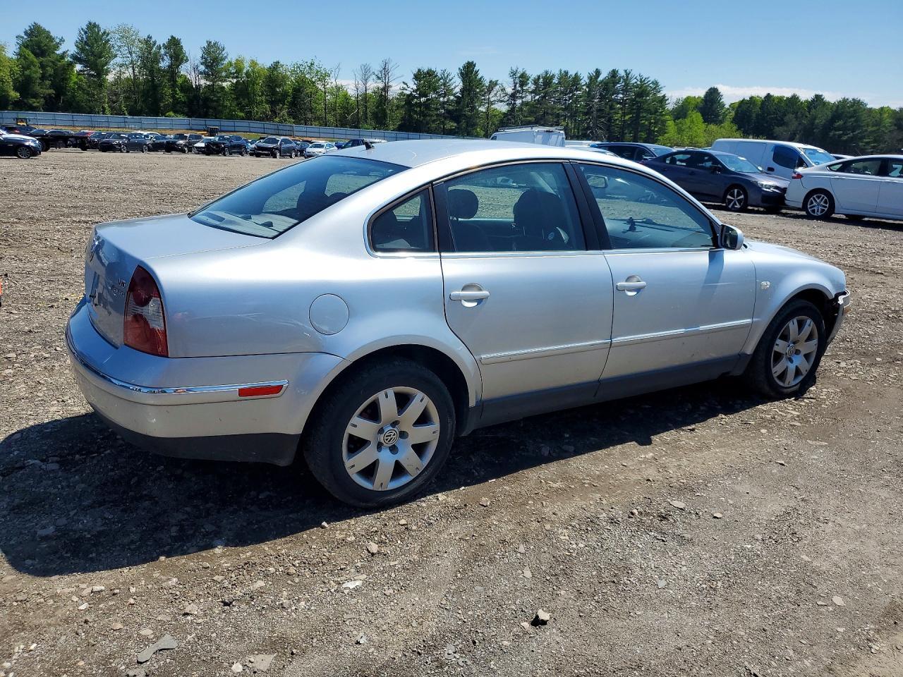 2002 VOLKSWAGEN Passat