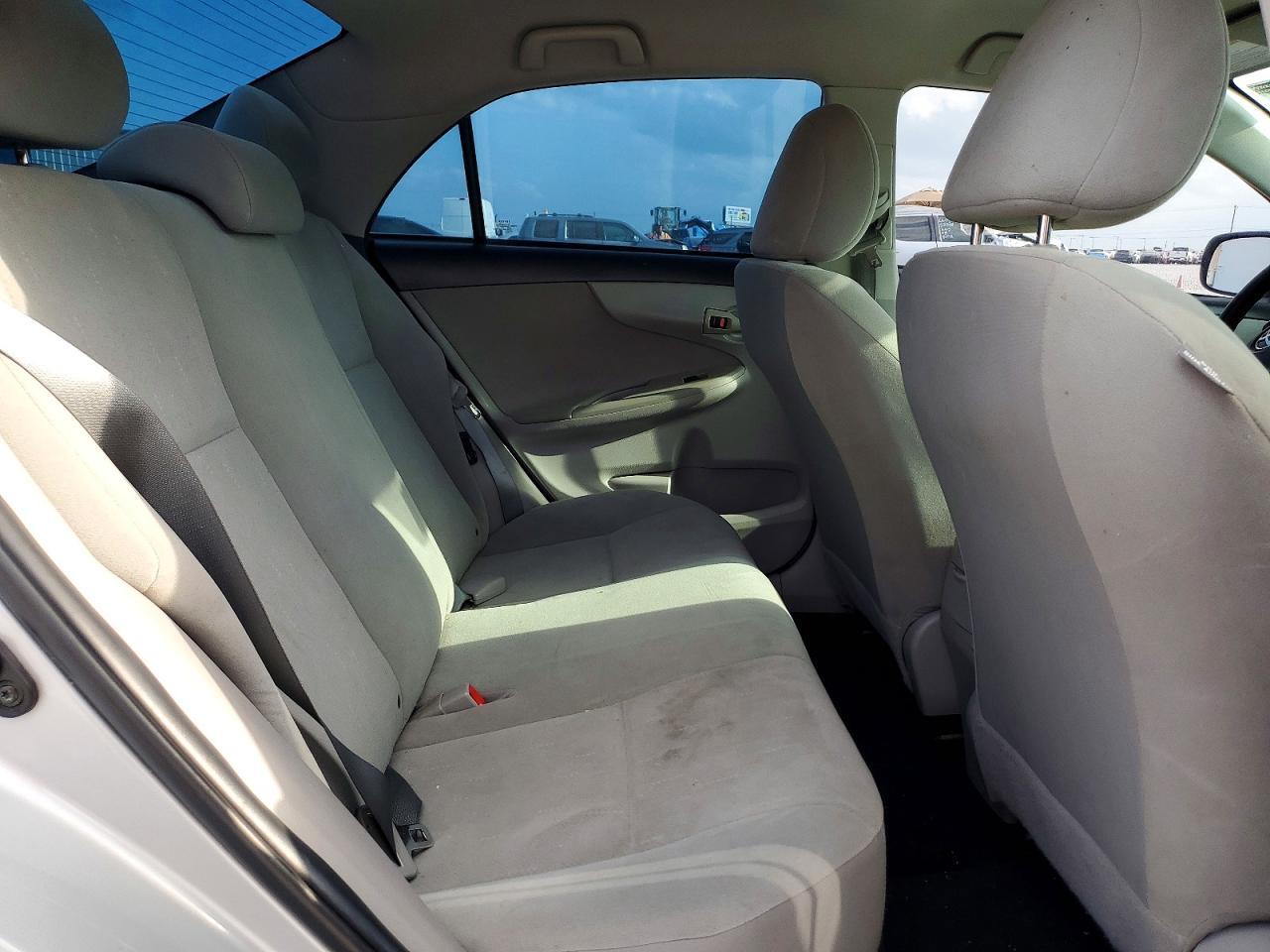 2013 TOYOTA COROLLA