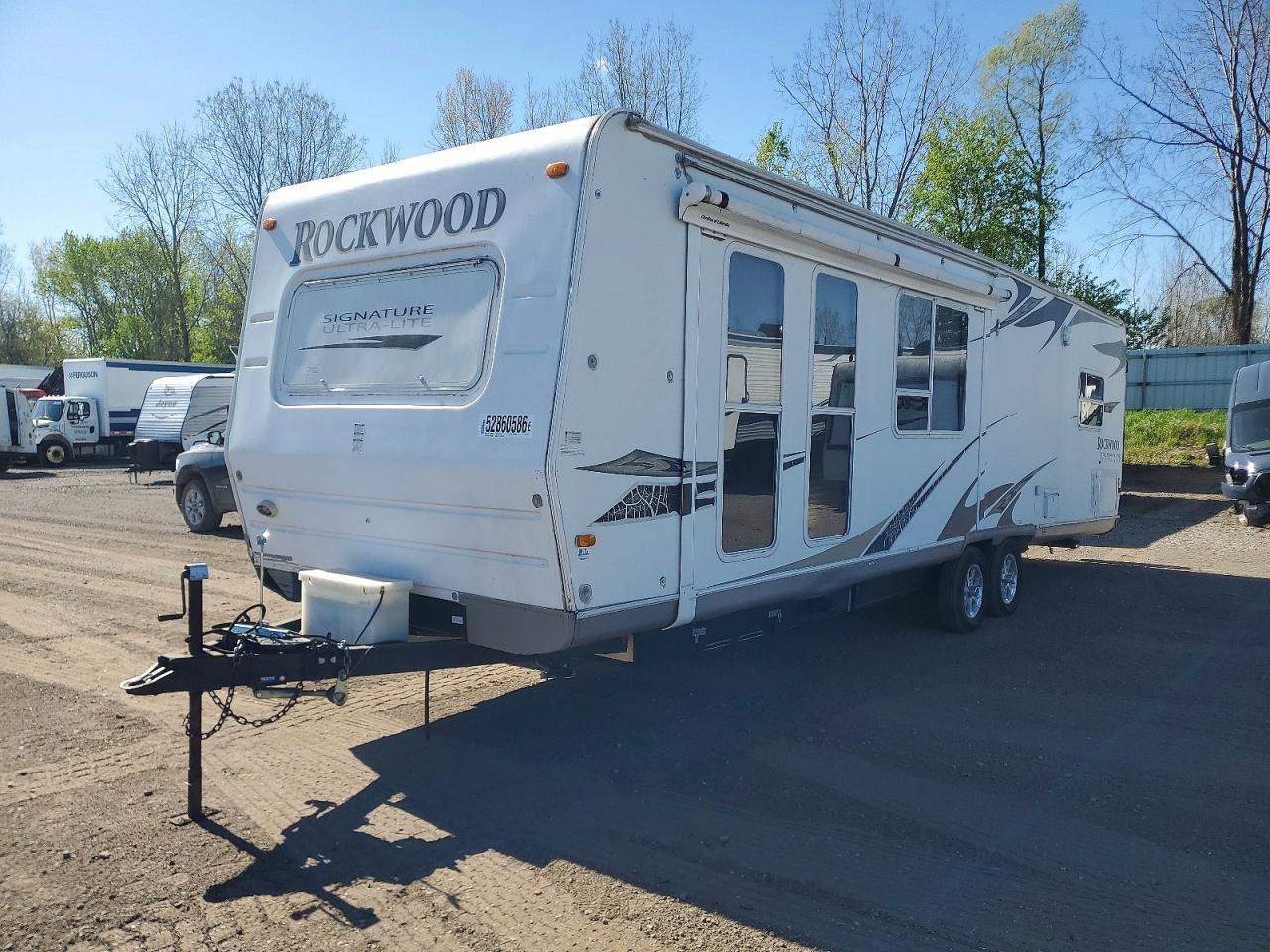 1999 FOREST RIVER ROCKWOOD