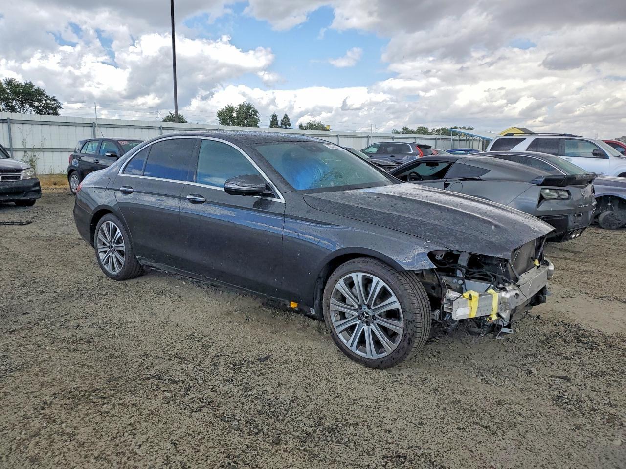 2023 MERCEDES-BENZ E-Class