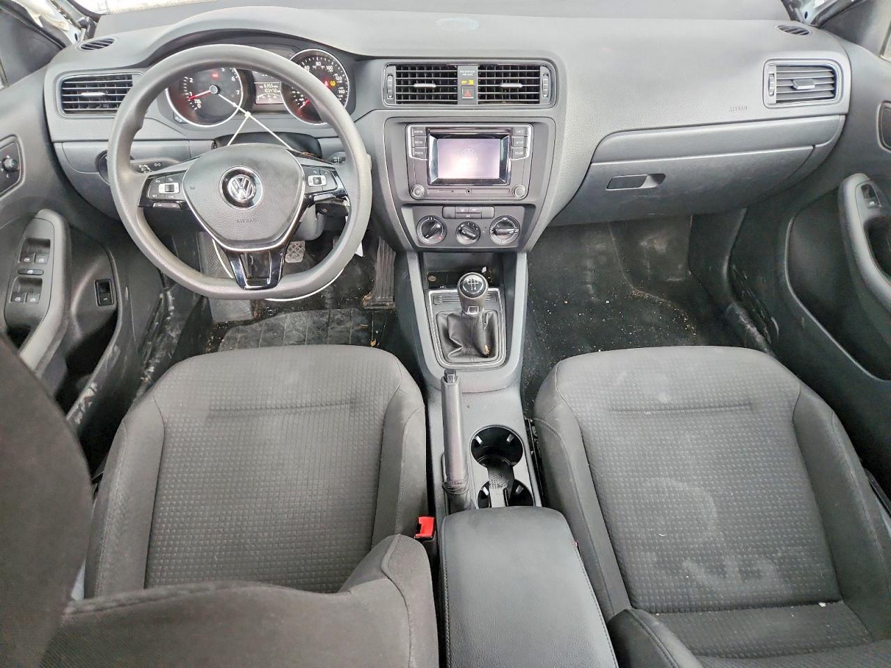 2016 VOLKSWAGEN JETTA