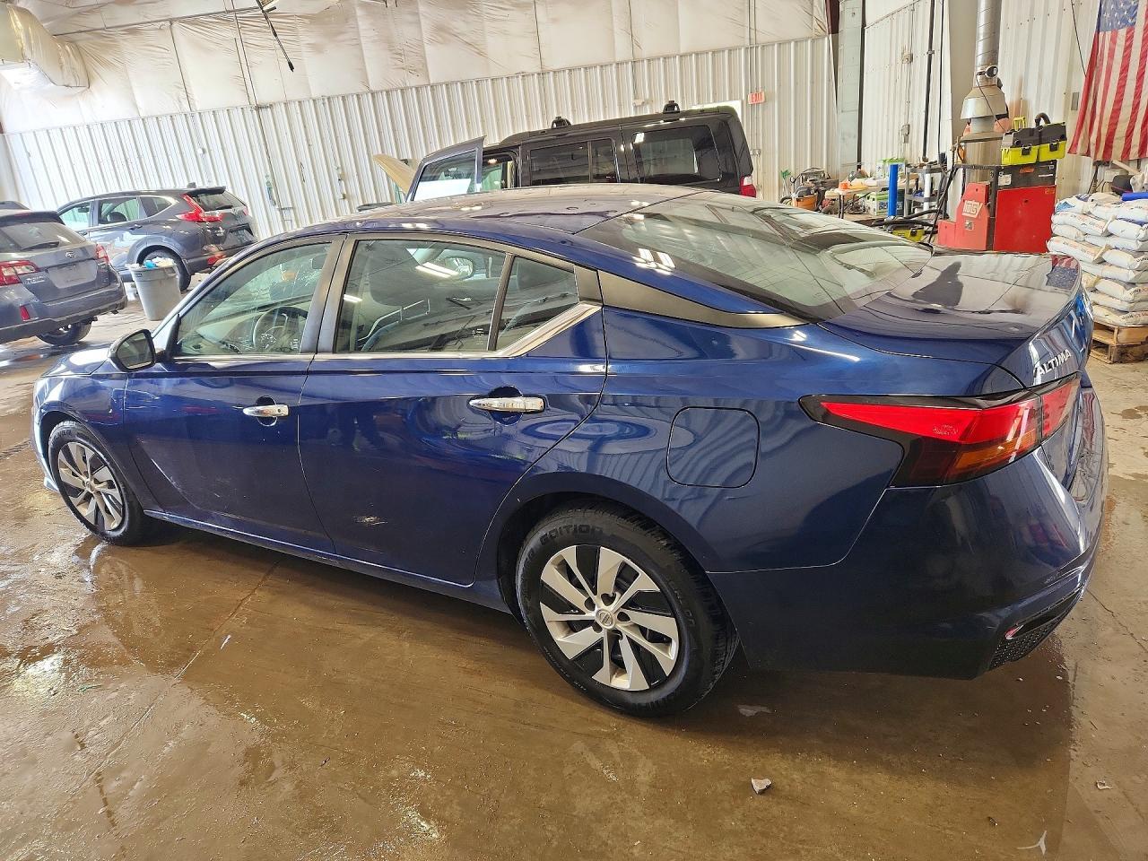 2022 NISSAN ALTIMA