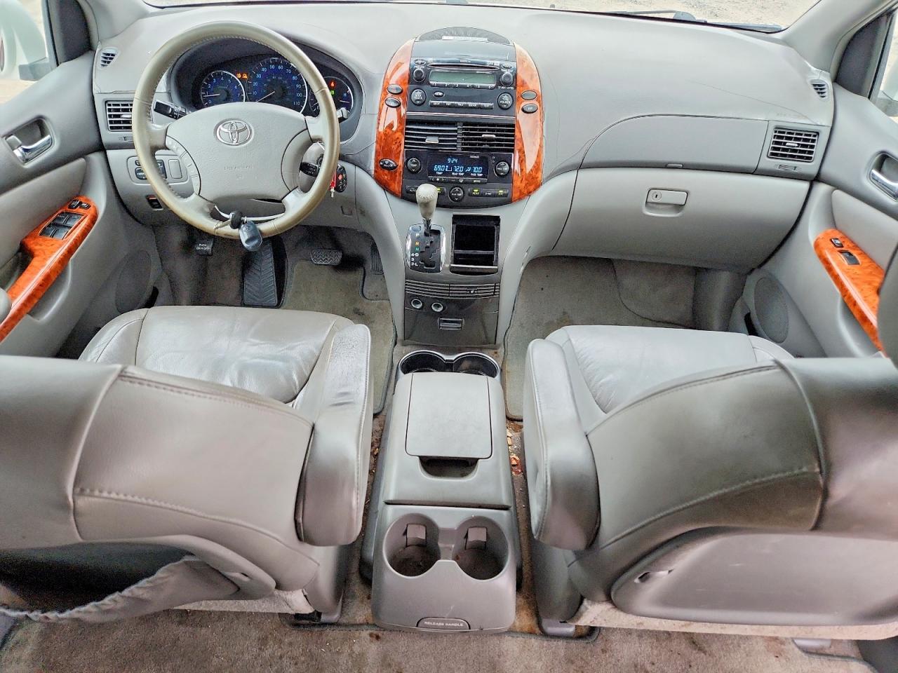2007 Toyt Sienna